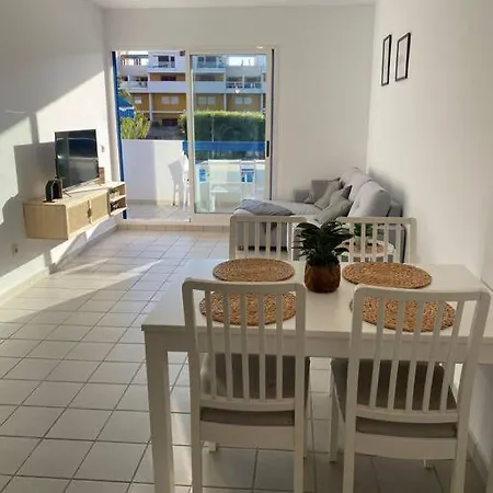 Apartment 2 Totalement Renove- Vue Sur La Piscine *