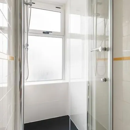 Apartment 2 Totalement Renove- Vue Sur La Piscine *